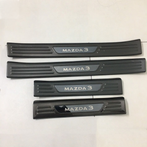 Ốp Bậc Cửa, Nẹp Bước Chân Trong Ngoài Mazda 3 2020 Vân Carbon 