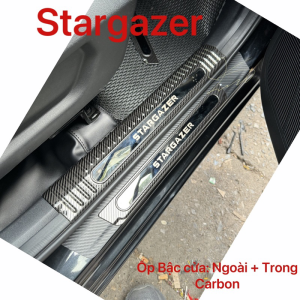 Ốp Bậc Cửa Trong Ngoài Hyundai Stargazer 2022 Vân Carbon