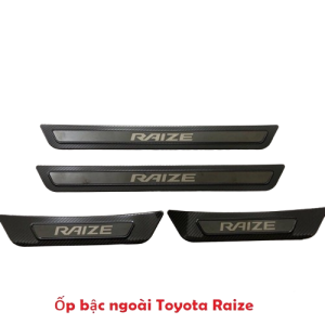 Ốp Bậc Cửa, Nẹp Bước Chân Trong Ngoài Toyota Raize 2021 Vân Carbon