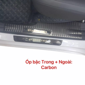 Ốp Bậc Cửa Trong Ngoài Hyundai Stargazer 2022 Vân Carbon